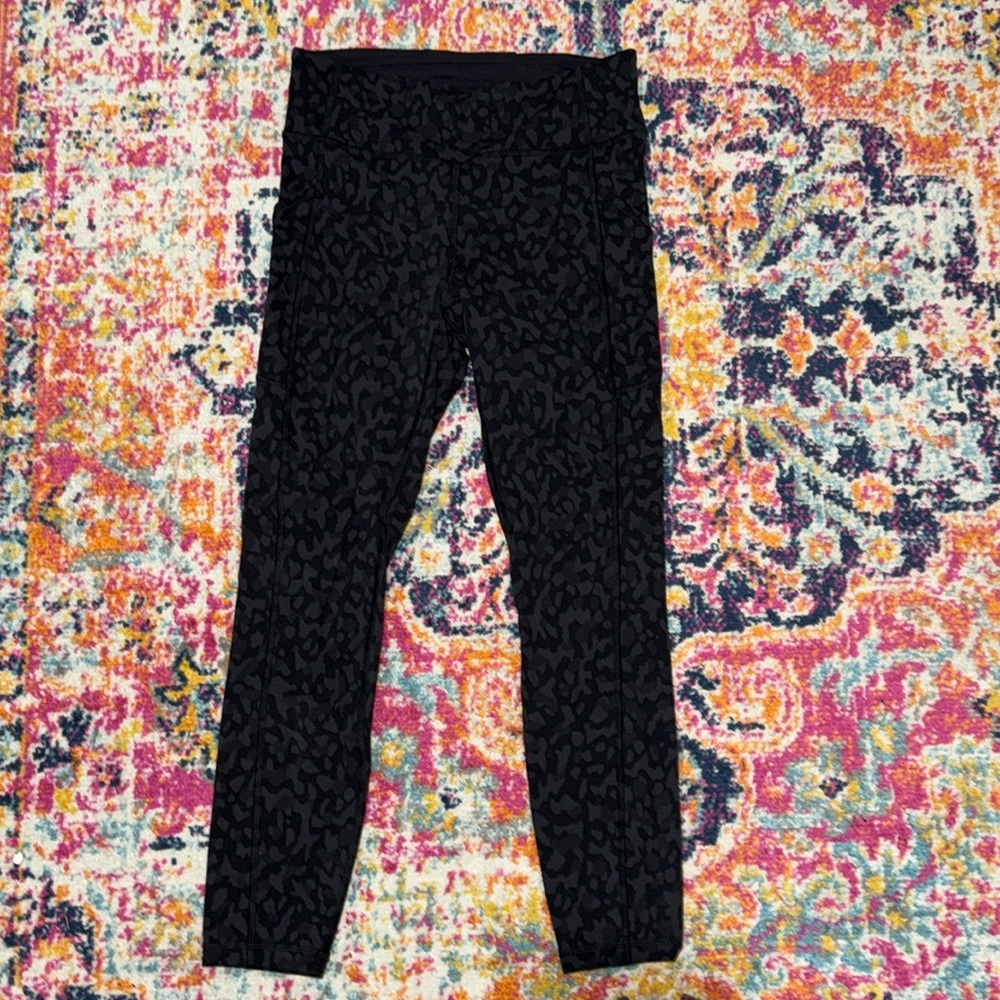 BLACK LEOPARD INVIGORATE LULULEMON LEGGINGS